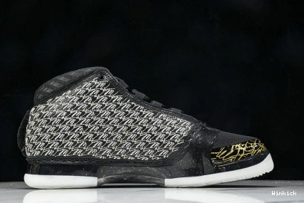 853336-023 Black Room 23 Trophy Jordan 0728